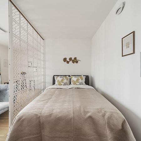 City Sky Studio Mit Balkon Viena Exterior foto