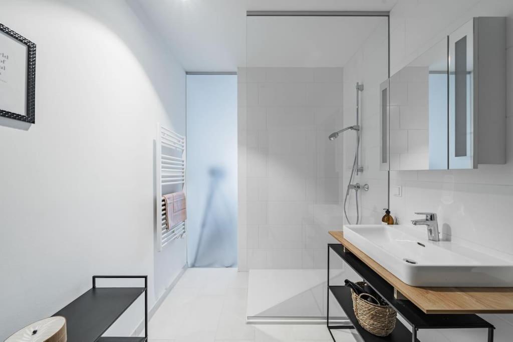 City Sky Studio Mit Balkon Viena Exterior foto