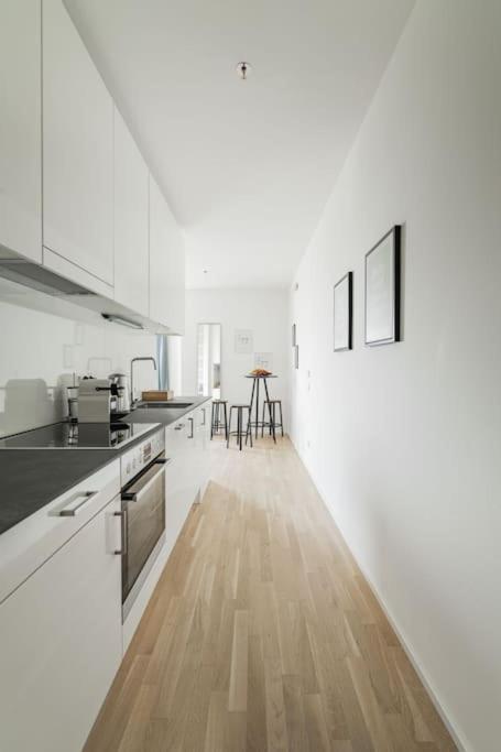 City Sky Studio Mit Balkon Viena Exterior foto